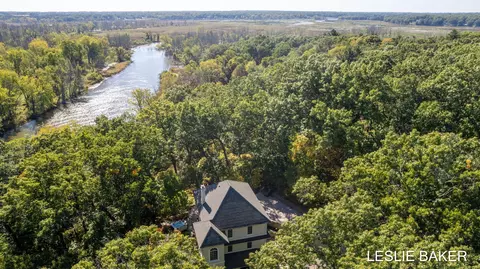 6036 River Ridge Dr, Saugatuck, MI 49453