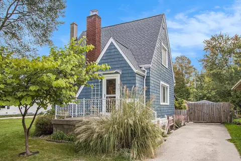 634 S Lincoln Ave, Three Rivers, MI 49093