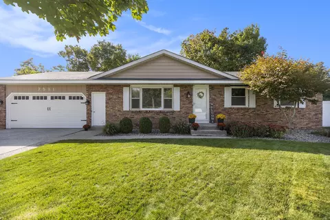7531 N Garden Ct, Jenison, MI 49428