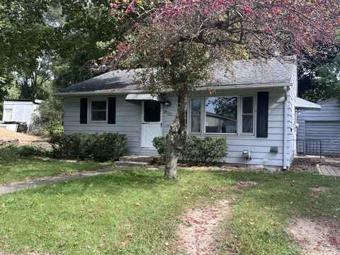 1606 Colgrove Ave, Kalamazoo, MI 49048