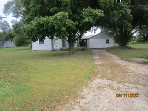 8975 1 Mile Rd #1, Hesperia, MI 49421