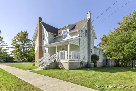 439 River St, Belding, MI 48809 photo 2