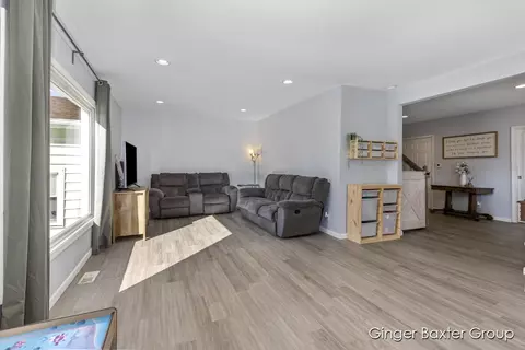 439 River St, Belding, MI 48809 photo 7