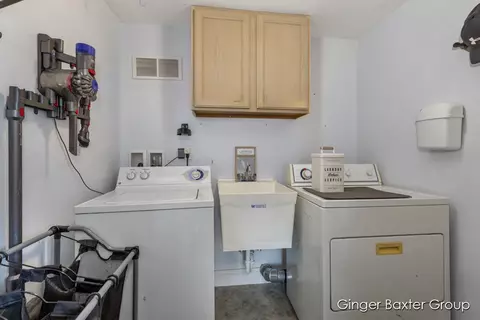 439 River St, Belding, MI 48809 photo 17