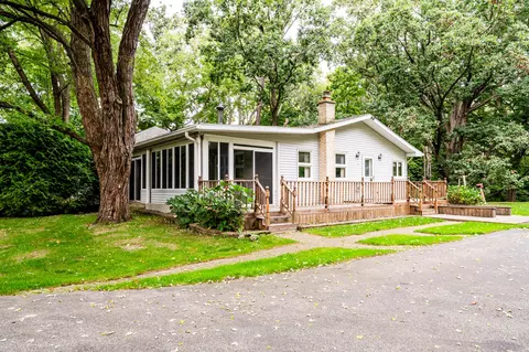 1801 Sycamore Path, Stevensville, MI 49127