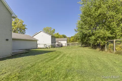 240 N Garfield St, Maple Rapids, MI 48853 photo 36