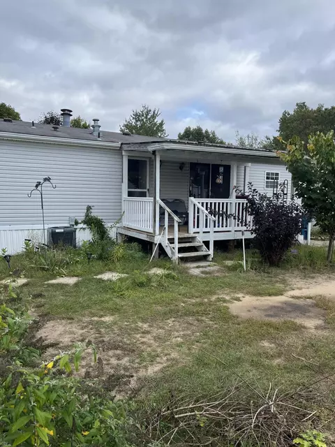 03750 67th St #121, South Haven, MI 49090
