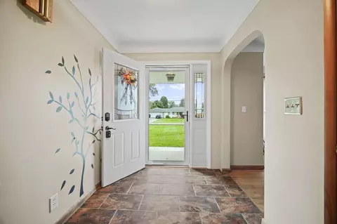 4123 Flansburg Rd, Jackson, MI 49203
