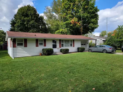 522 N Douglas Ave, Three Rivers, MI 49093