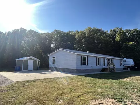11703 Nichols Rd, Holton, MI 49425