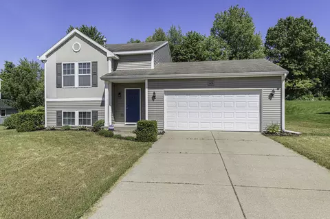 1479 Oshtemo Ridge Trl, Kalamazoo, MI 49009