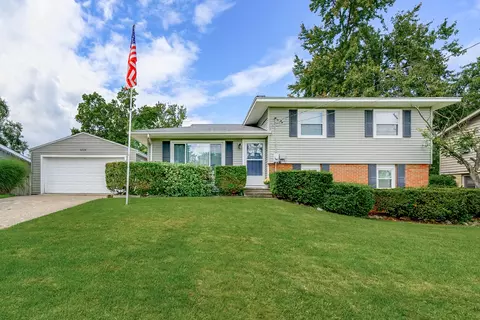 6724 Amberly St, Portage, MI 49024