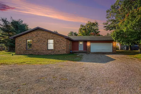 8581 7 Mile Rd, Evart, MI 49631