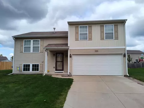 11712 Bear Meadows Dr SE, Alto, MI 49302