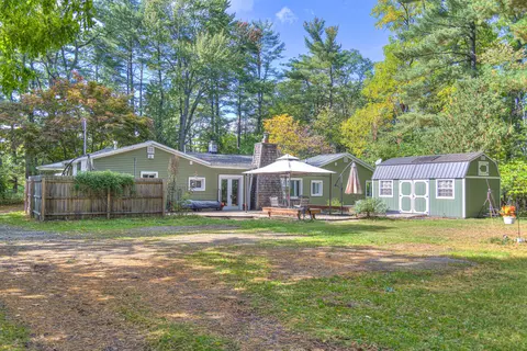 5927 S Jackson Rd, Jackson, MI 49201 photo 2