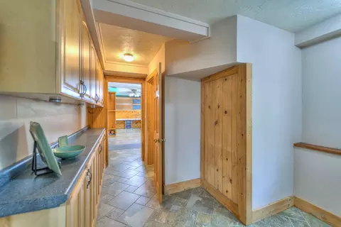 5927 S Jackson Rd, Jackson, MI 49201 photo 11