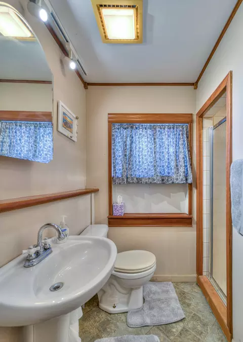 5927 S Jackson Rd, Jackson, MI 49201 photo 13