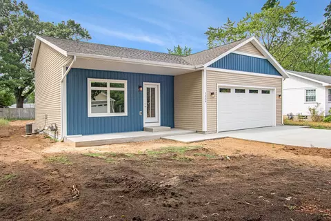 1539 Ducey Ave, Muskegon, MI 49442