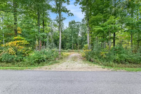 V/l 42nd Avenue, Paw Paw, MI 49079