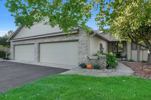 2196 Jonathan Ct SW, Byron Center, MI 49315