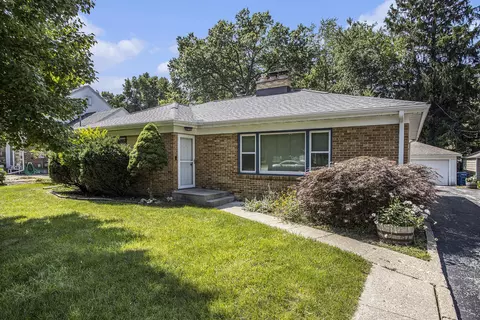 3608 Old Colony Rd, Kalamazoo, MI 49008