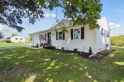 5628 Holly Dr, Jackson, MI 49201 photo 5