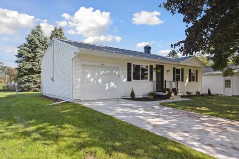 5628 Holly Dr, Jackson, MI 49201 photo 2