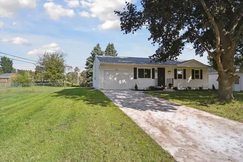 5628 Holly Dr, Jackson, MI 49201 photo 3
