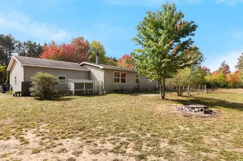 6172 Wallaker Rd, Benzonia, MI 49616