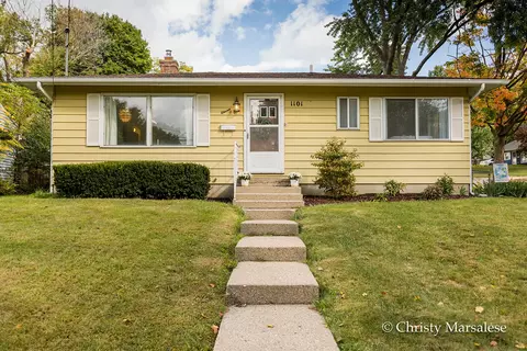 1101 Kentwood Dr NE, Grand Rapids, MI 49505
