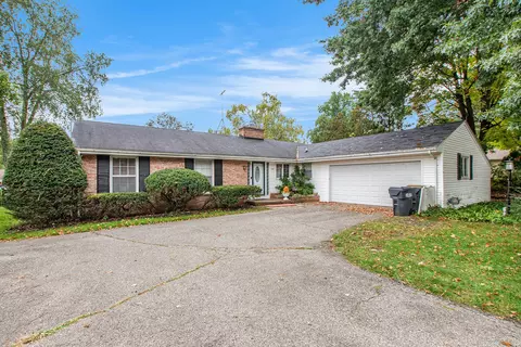 207 W Kilgore Rd, Portage, MI 49002