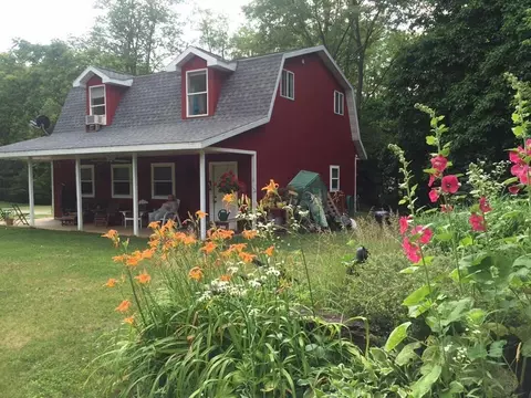 66275 Braybrook Rd, Lawrence, MI 49064
