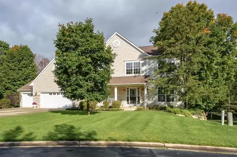 6036 Waters Ridge Ct, Kalamazoo, MI 49009