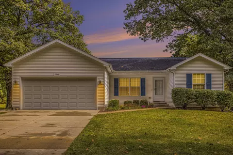 166 Goodwin St, Allegan, MI 49010