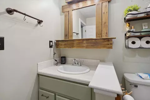 1012 N Bridge St, Belding, MI 48809 photo 29