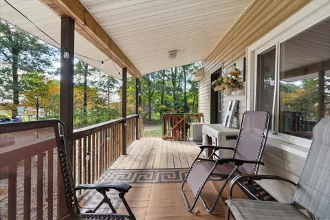 1012 N Bridge St, Belding, MI 48809 photo 9