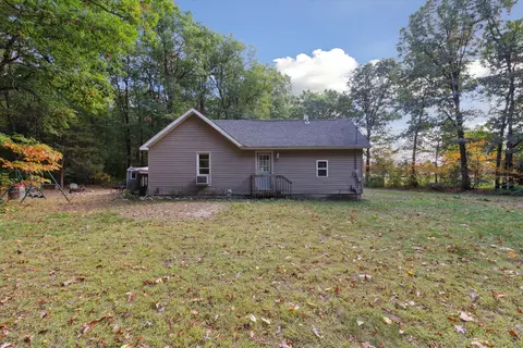 1012 N Bridge St, Belding, MI 48809 photo 39