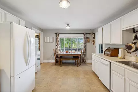 1012 N Bridge St, Belding, MI 48809 photo 19