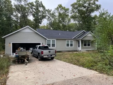 6798 Blue Lake Rd, Twin Lake, MI 49457