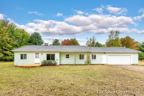 3643 N Weber Rd, Muskegon, MI 49445
