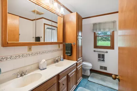 9828 Case Rd, Brooklyn, MI 49230 photo 30