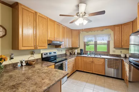 9828 Case Rd, Brooklyn, MI 49230 photo 12
