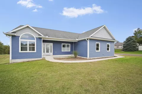 9817 Case Rd, Brooklyn, MI 49230