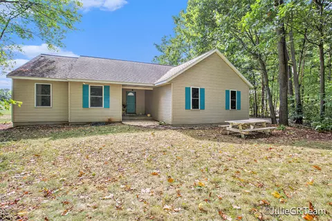 2774 Otuna Ct, Dorr, MI 49323