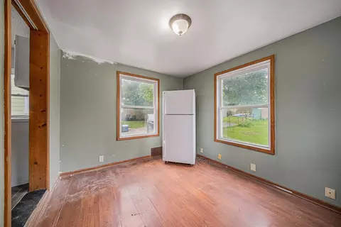 910 Seymour Ave, Jackson, MI 49202 photo 11