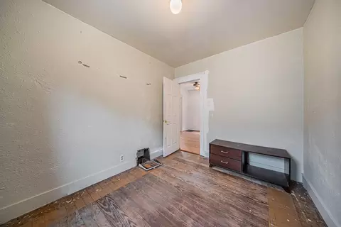 910 Seymour Ave, Jackson, MI 49202 photo 13