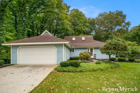 6371 147th Ave, Holland, MI 49423