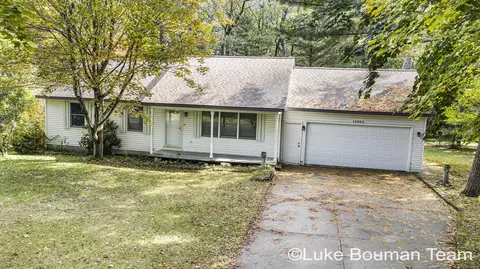 14064 Payne Forest Ave, Grand Haven, MI 49417