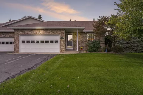 3101 Regency Pkwy, Zeeland, MI 49464