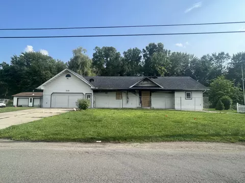 319 Broad St, Michigan Center, MI 49254